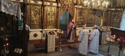 Free HTML5 Template by FreeHTML5.co