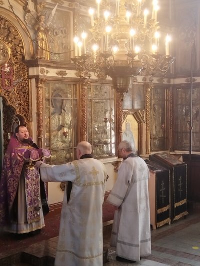 Free HTML5 Template by FreeHTML5.co